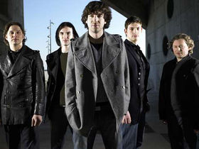 Snow Patrol terrorized by bats while recording new album